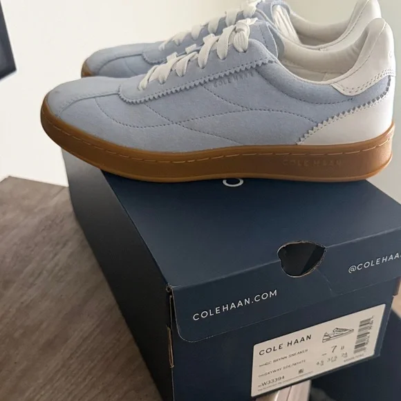 Cole Haan Women’s Light Blue Suede Sneakers with White Trim and Gum Sole - Picture 3 of 3